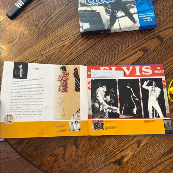 The Elvis Treasures Book - Picture 4 of 9